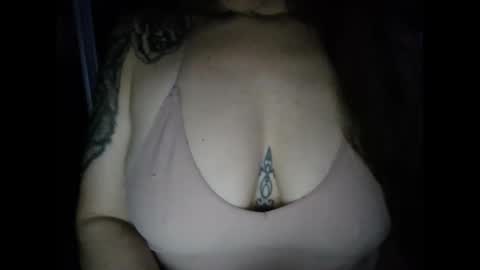 victoriaskyee online show from 05/04/26, 05:14
