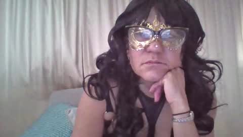 victoriasuave online show from 06/18/26, 12:53