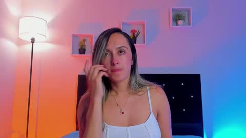 victoriia_rose_ online show from 02/03/26, 06:40