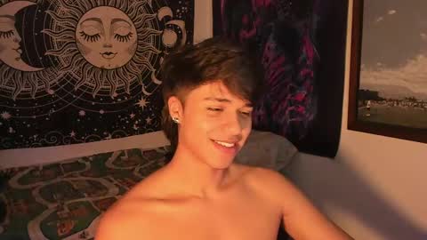 Snapshot of victorino_jhonson chatting on 12/15/24, 04:15 Victorino Jhonson online show from 12/15/24, 04:15