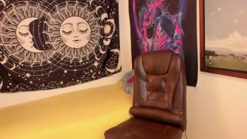 Victorino Jhonson online show from 12/01/25, 04:12