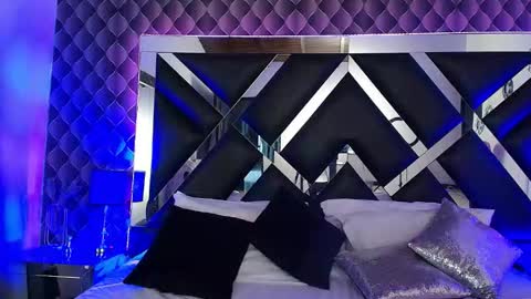 victtoria lee online show from 11/26/25, 10:33