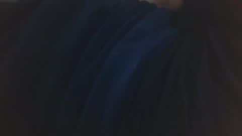 vicvictoree online show from 12/04/25, 08:23