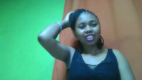 Snapshot of vierge28430 chatting on 05/08/26, 11:37 vierge28430 online show from 05/08/26, 11:37