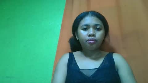 Snapshot of vierge28430 chatting on 05/18/26, 07:47 vierge28430 online show from 05/18/26, 07:47