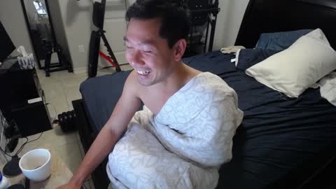 Snapshot of vietnamese23 chatting on 12/14/24, 11:07 wonderful online show from 12/14/24, 11:07