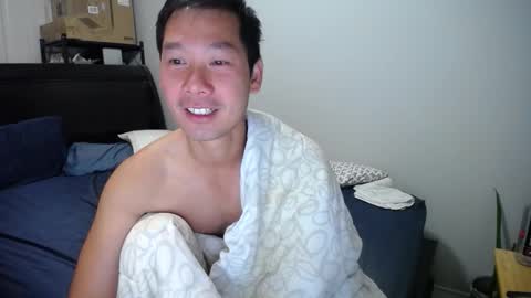 Snapshot of vietnamese23 chatting on 10/20/25, 10:16 wonderful online show from 10/20/25, 10:16