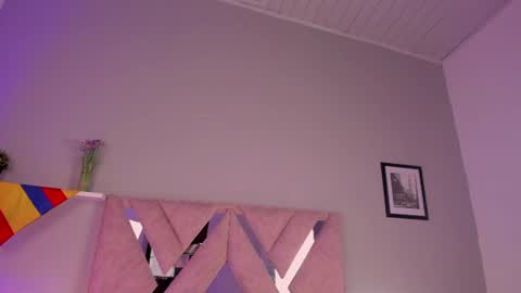 Snapshot of viictoria_becker chatting on 07/14/26, 07:19 Victoria online show from 07/14/26, 07:19