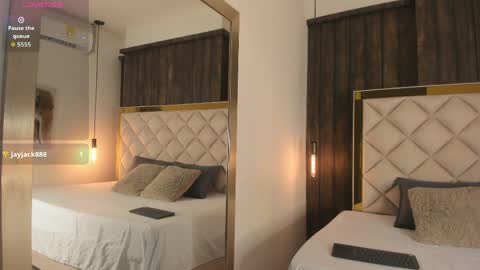 Violet  online show from 04/04/26, 01:08