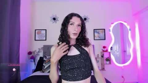 Violet online show from 10/09/25, 02:09