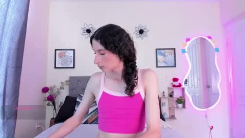 Violet online show from 11/02/25, 02:41