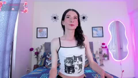 Snapshot of viioleta_cam chatting on 05/12/26, 09:12 Violet online show from 05/12/26, 09:12