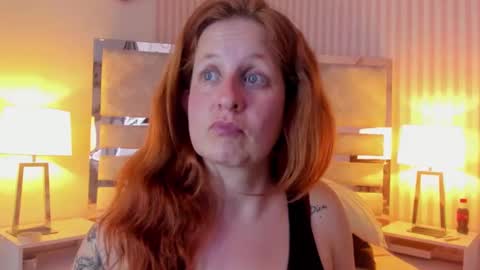 Snapshot of viioletamora chatting on 12/09/24, 01:51 Violeta online show from 12/09/24, 01:51