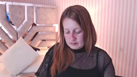 Snapshot of viioletamora chatting on 12/20/24, 11:16 Violeta online show from 12/20/24, 11:16