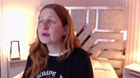 Snapshot of viioletamora chatting on 12/24/24, 12:44 Violeta online show from 12/24/24, 12:44