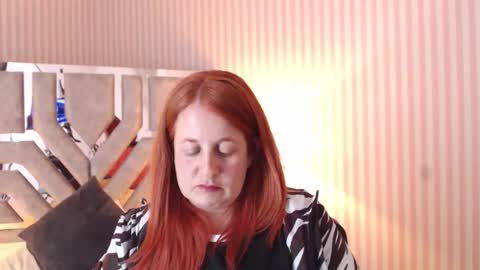 Snapshot of viioletamora chatting on 12/31/24, 03:34 Violeta online show from 12/31/24, 03:34