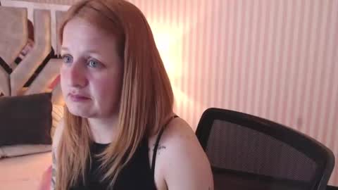 Snapshot of viioletamora chatting on 01/17/25, 02:29 Violeta online show from 01/17/25, 02:29