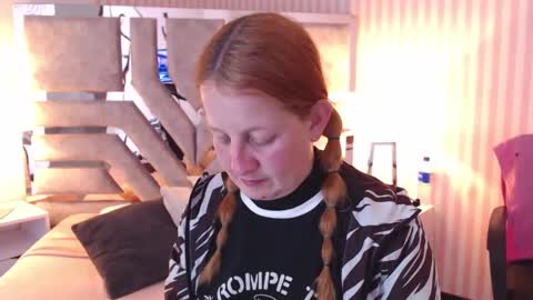 Snapshot of viioletamora chatting on 01/27/25, 12:33 Violeta online show from 01/27/25, 12:33