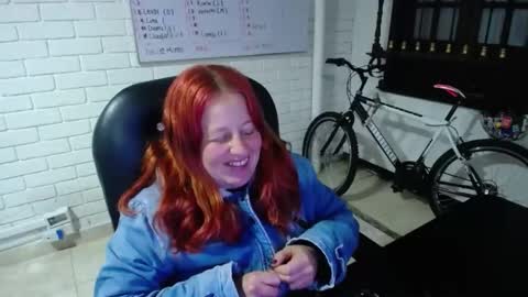 Snapshot of viioletamora chatting on 03/12/25, 05:02 Violeta online show from 03/12/25, 05:02