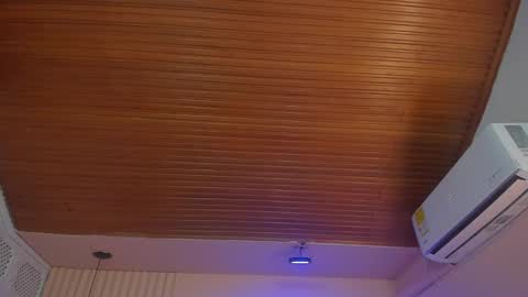 Viiolett online show from 11/08/25, 08:07