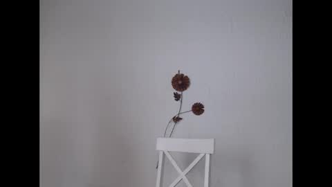 viiolettaaa online show from 05/30/26, 09:45