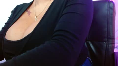 viioleta online show from 04/09/26, 12:21