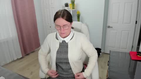 Snapshot of vika7333 chatting on 02/06/25, 03:09 Ukrainian-woman online show from 02/06/25, 03:09