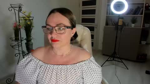 Ukrainian-woman online show from 01/07/26, 07:00