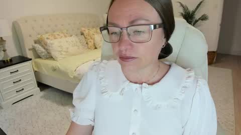 Snapshot of vika7333 chatting on 05/02/26, 11:04 Ukrainian-woman online show from 05/02/26, 11:04