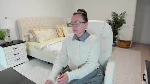 Snapshot of vika7333 chatting on 05/22/26, 02:01 Ukrainian-woman online show from 05/22/26, 02:01