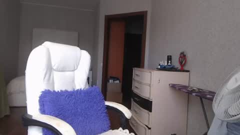Vikaohair online show from 06/20/26, 10:51