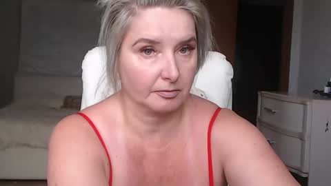 Vikaohair online show from 06/23/26, 10:02