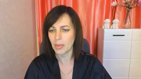 Vika online show from 11/22/25, 10:31