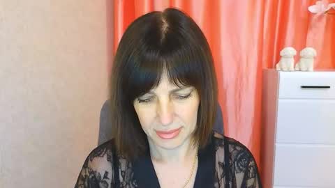 Vika online show from 11/30/25, 05:33