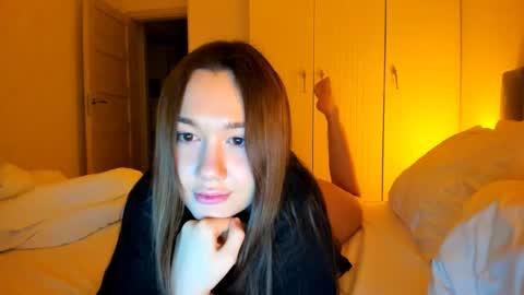 Vika   online show from 02/27/26, 11:16