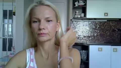 viki_loun5 online show from 10/07/25, 07:49