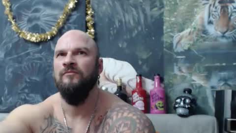 Snapshot of viking_me chatting on 01/08/26, 08:00 viking online show from 01/08/26, 08:00