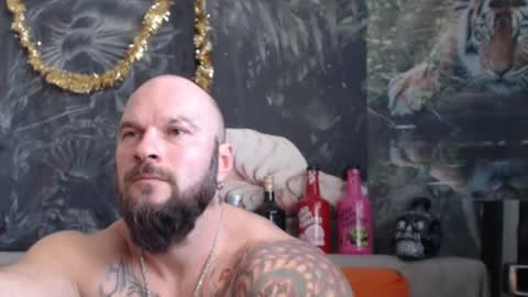 Snapshot of viking_me chatting on 01/09/26, 08:06 viking online show from 01/09/26, 08:06