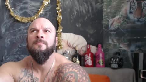 Snapshot of viking_me chatting on 01/13/26, 07:57 viking online show from 01/13/26, 07:57