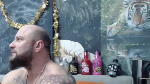 Snapshot of viking_me chatting on 01/13/26, 08:14 viking online show from 01/13/26, 08:14