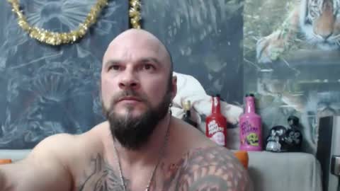 Snapshot of viking_me chatting on 02/05/26, 07:18 viking online show from 02/05/26, 07:18