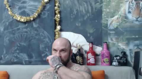 Snapshot of viking_me chatting on 02/07/26, 06:44 viking online show from 02/07/26, 06:44