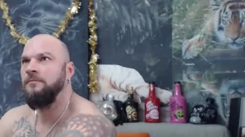 Snapshot of viking_me chatting on 02/15/26, 08:02 viking online show from 02/15/26, 08:02