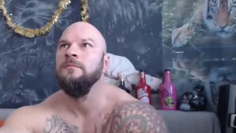 Snapshot of viking_me chatting on 02/23/26, 07:06 viking online show from 02/23/26, 07:06