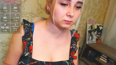 Snapshot of vikiwaitingforyou chatting on 02/05/25, 12:27 Vitoria online show from 02/05/25, 12:27