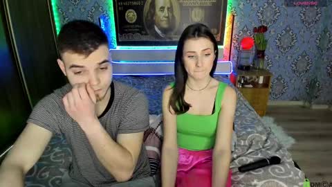 Snapshot of vikki_and_george chatting on 02/04/25, 06:27 vikki and george online show from 02/04/25, 06:27