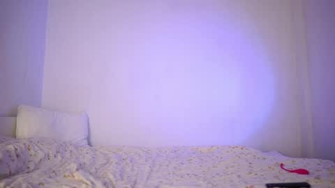 VIKKI online show from 04/08/26, 09:42