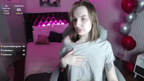 Vikky online show from 03/09/25, 04:16