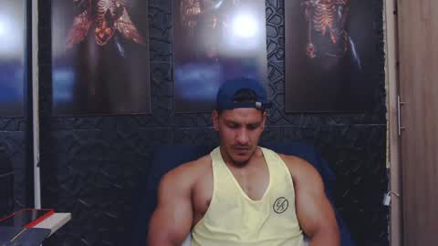 Snapshot of viktorherrera chatting on 05/09/26, 03:17 Viktor Herrera online show from 05/09/26, 03:17