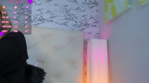 Snapshot of viktoria_davis_ chatting on 02/23/25, 02:51 Viktoria online show from 02/23/25, 02:51